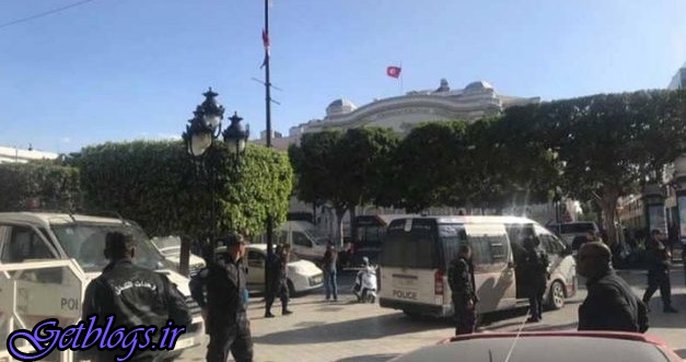 عکس های عملیات انتحاری یک زن در نزدیکی وزارت کشور تونس عملیات انتحاری یک زن در نزدیکی وزارت کشور تونس