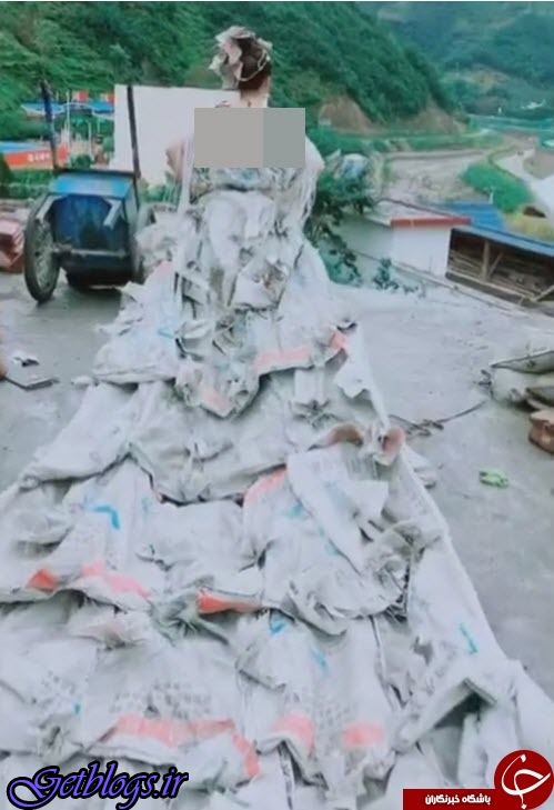 تصاویر) + لباس عروسی از کیسه های سیمان (