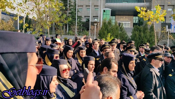 عکس های تصاویر + تجمع جمعی از مهمانداران کشور عزیزمان ایران ایر در محل وزارت راه و شهرسازی تصاویر + تجمع جمعی از مهمانداران کشور عزیزمان ایران ایر در محل وزارت راه و شهرسازی